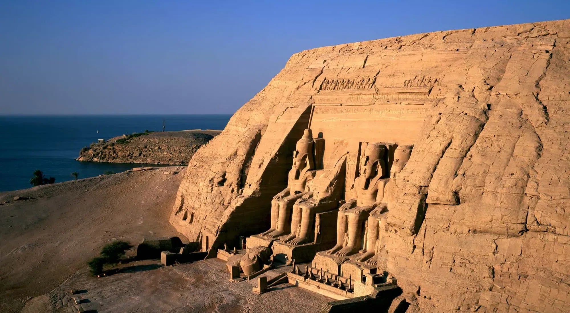 Aswan High Dam: Egypt’s Modern Marvel on the Nile