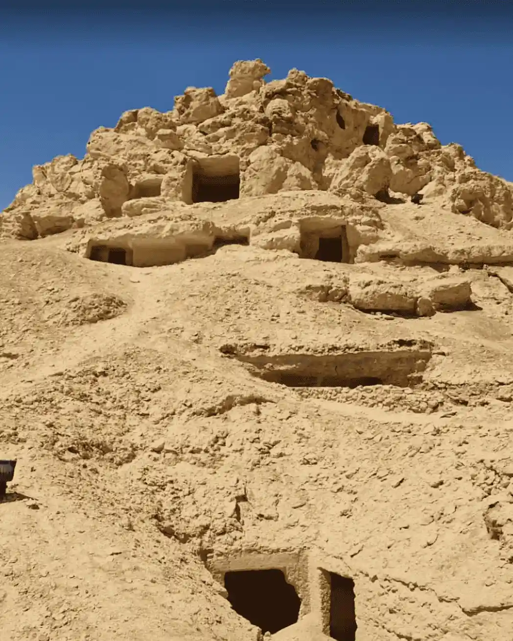 Gabal al-Mawta (Mountain of the Dead)