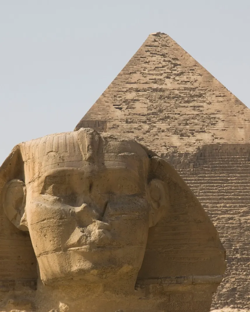 Le Grand Sphinx et la Grande Pyramide de Gizeh
