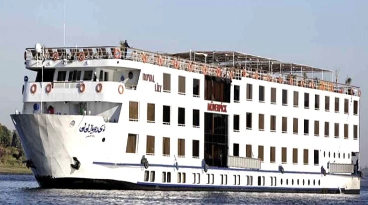 Mövenpick MS Royal Lily