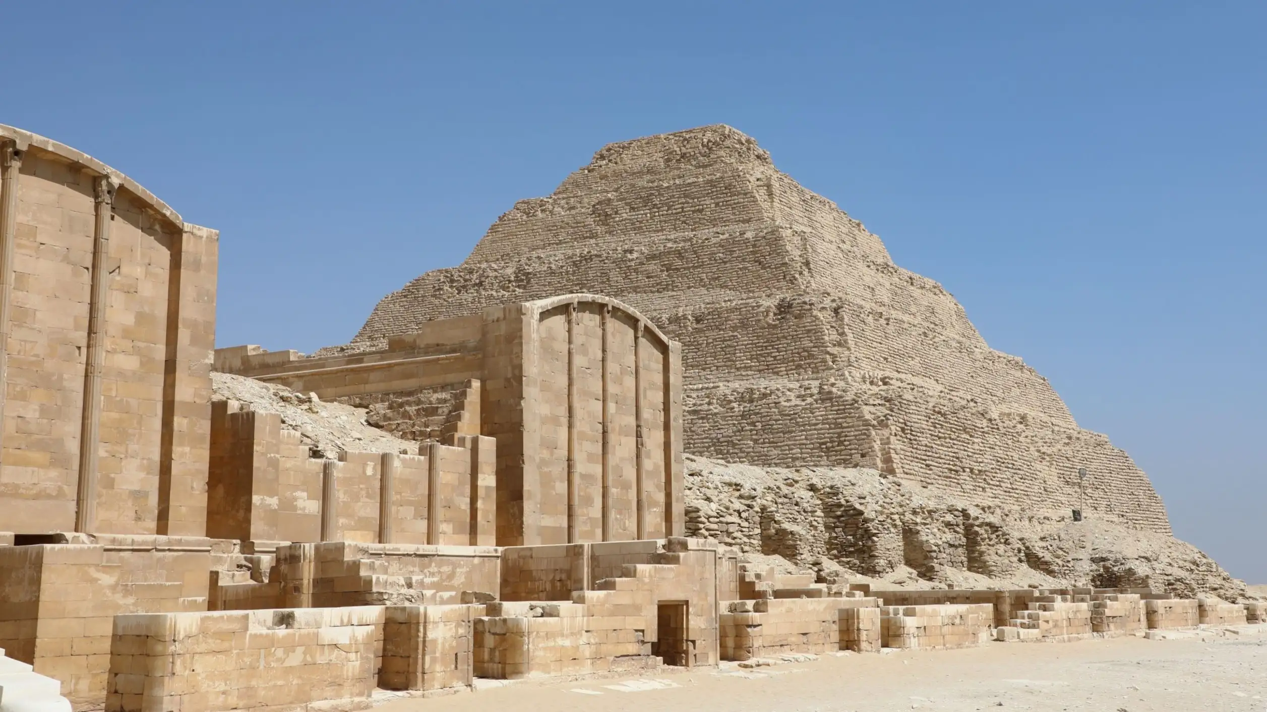 Pyramids, Saqqara, Memphis & Dahshur Day Tour
