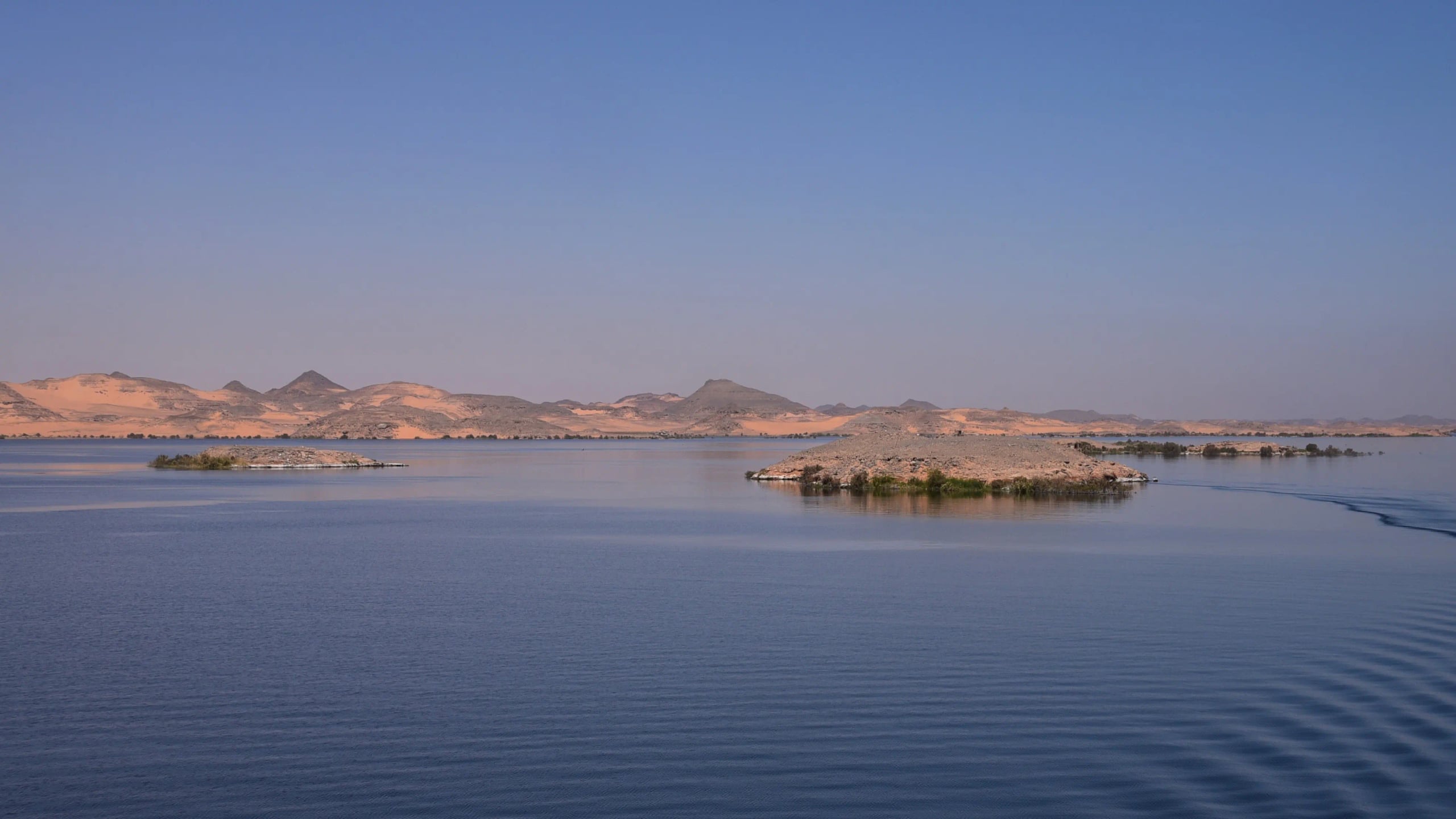 Lake Nasser Cruises